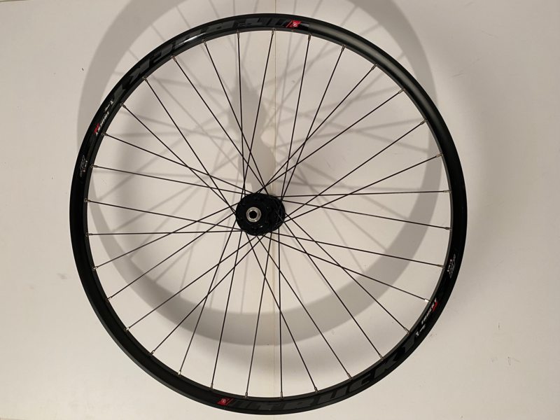 Inspire achterwiel max 29 30-622 12mm steekas  10